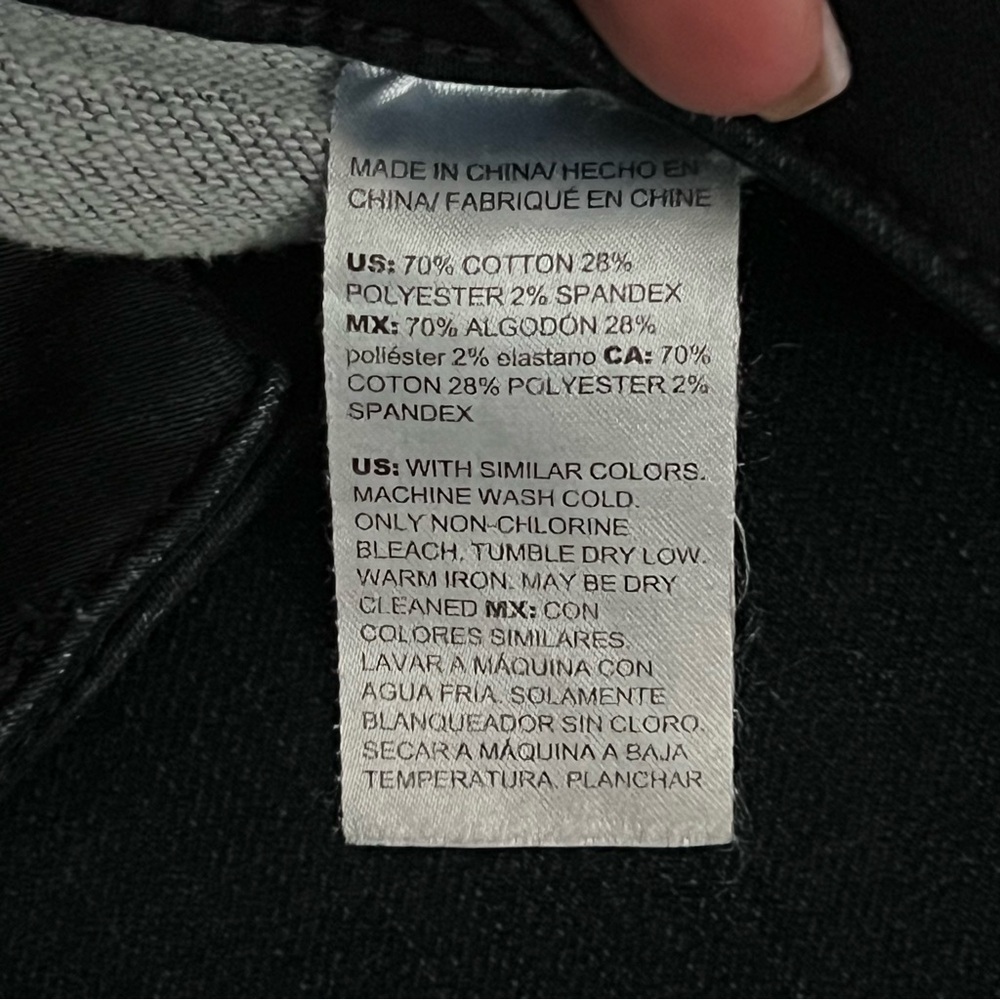 Chico's Darkest Blue Skinny Ankle Jeans C238 - Picture 7 of 7